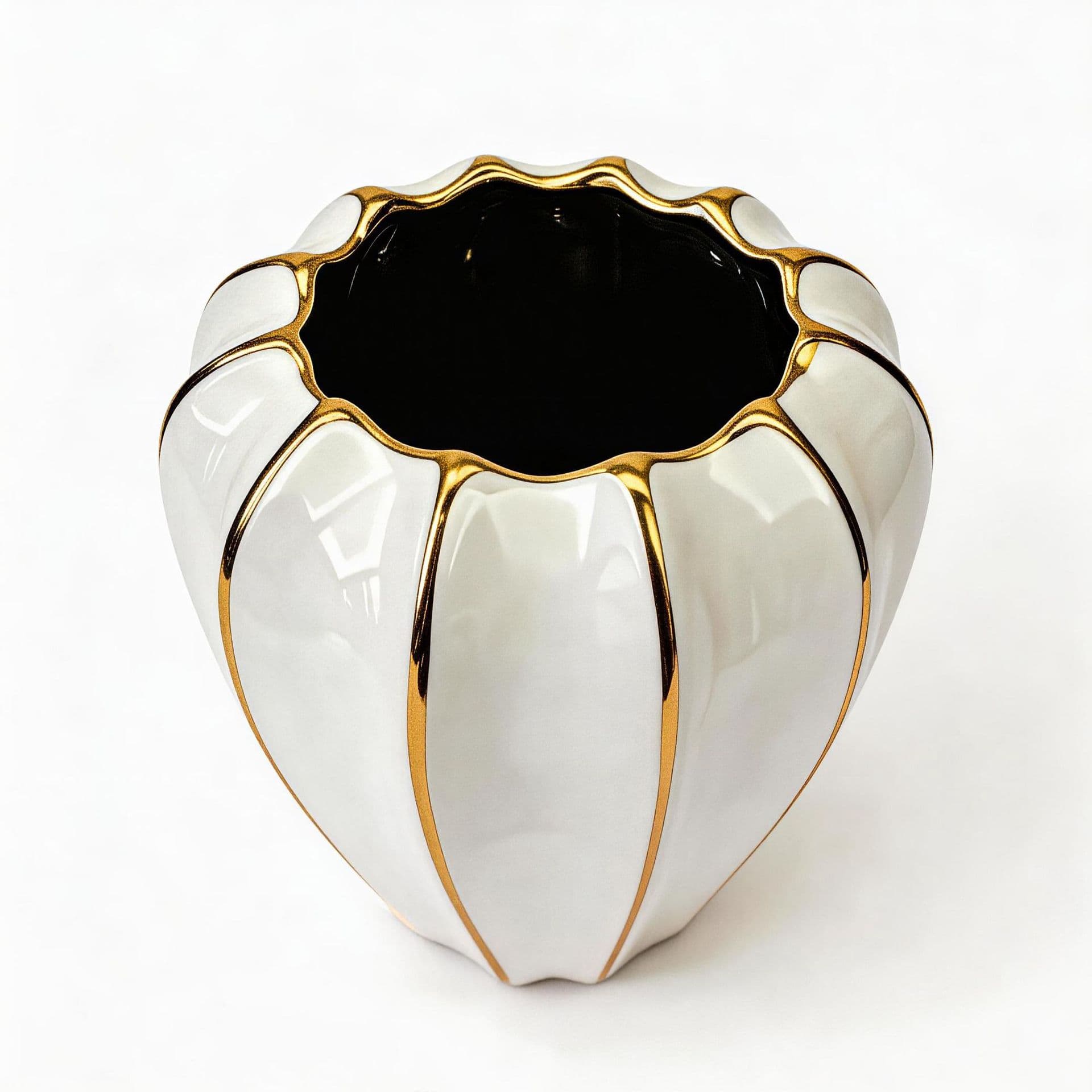 Gold Ribbed Ceramic Vase detail 4
