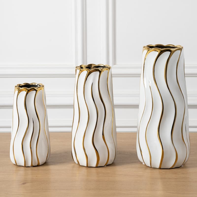Gold Wave Ceramic Vase Set detail 7