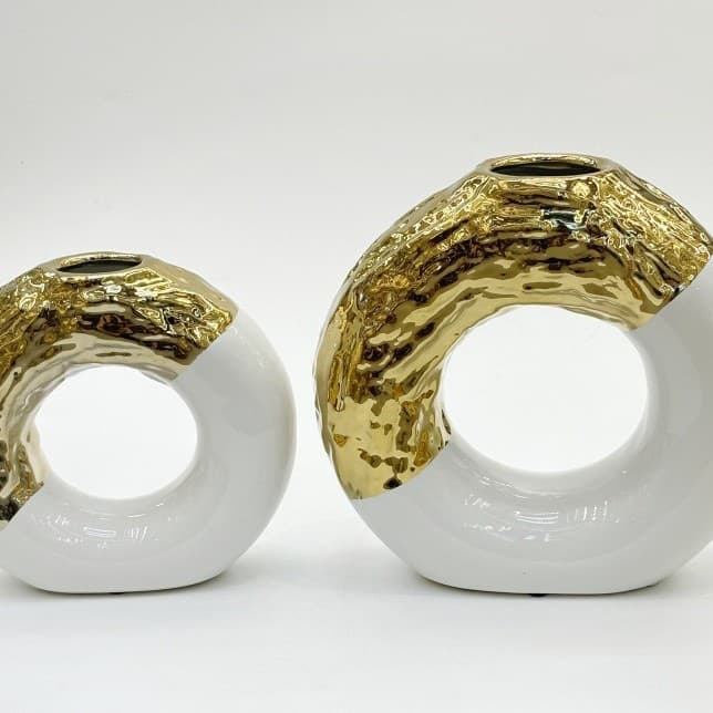 Platinum Loop Ceramic Vase Set detail 3