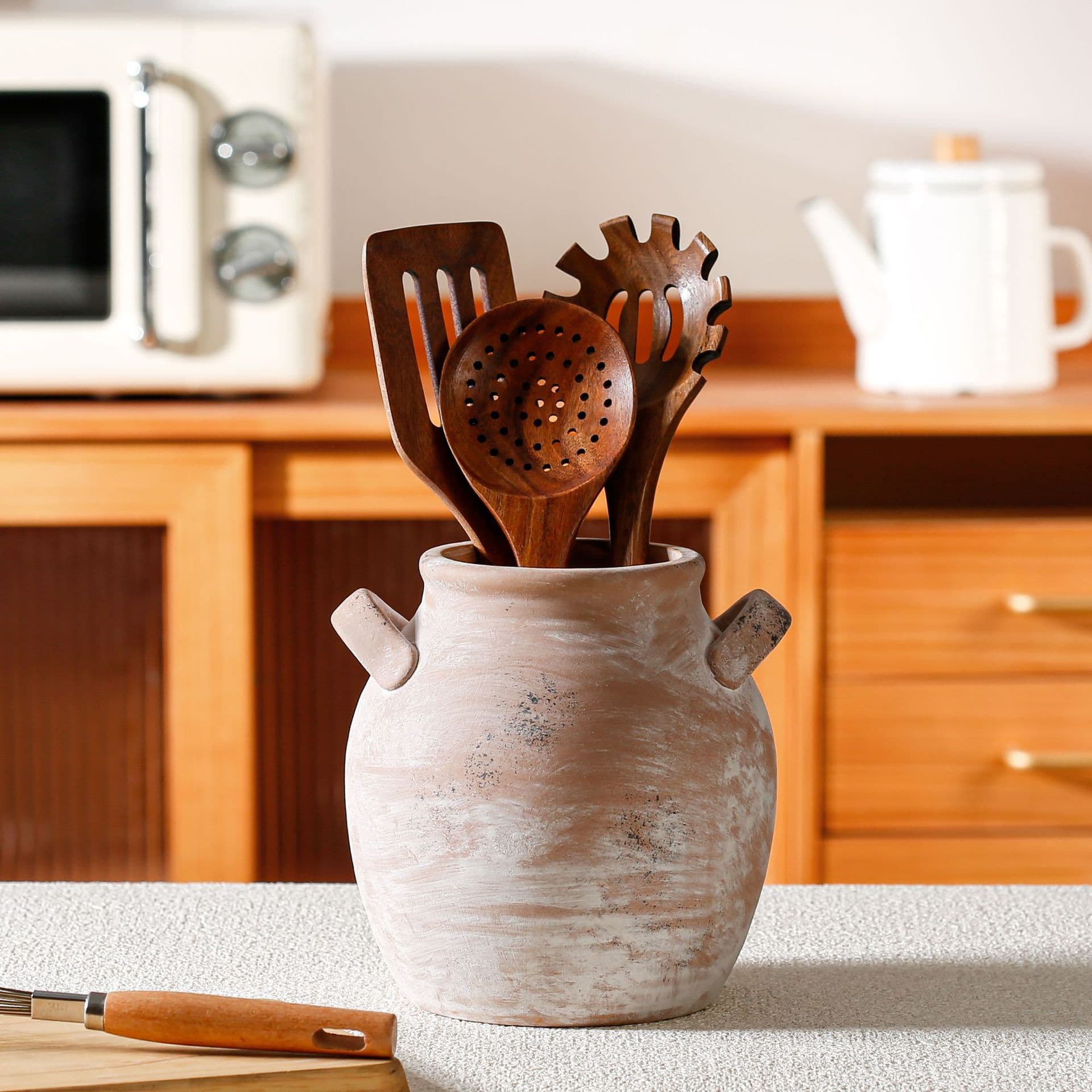 Retro Handmade Ceramic Vase Set detail 1