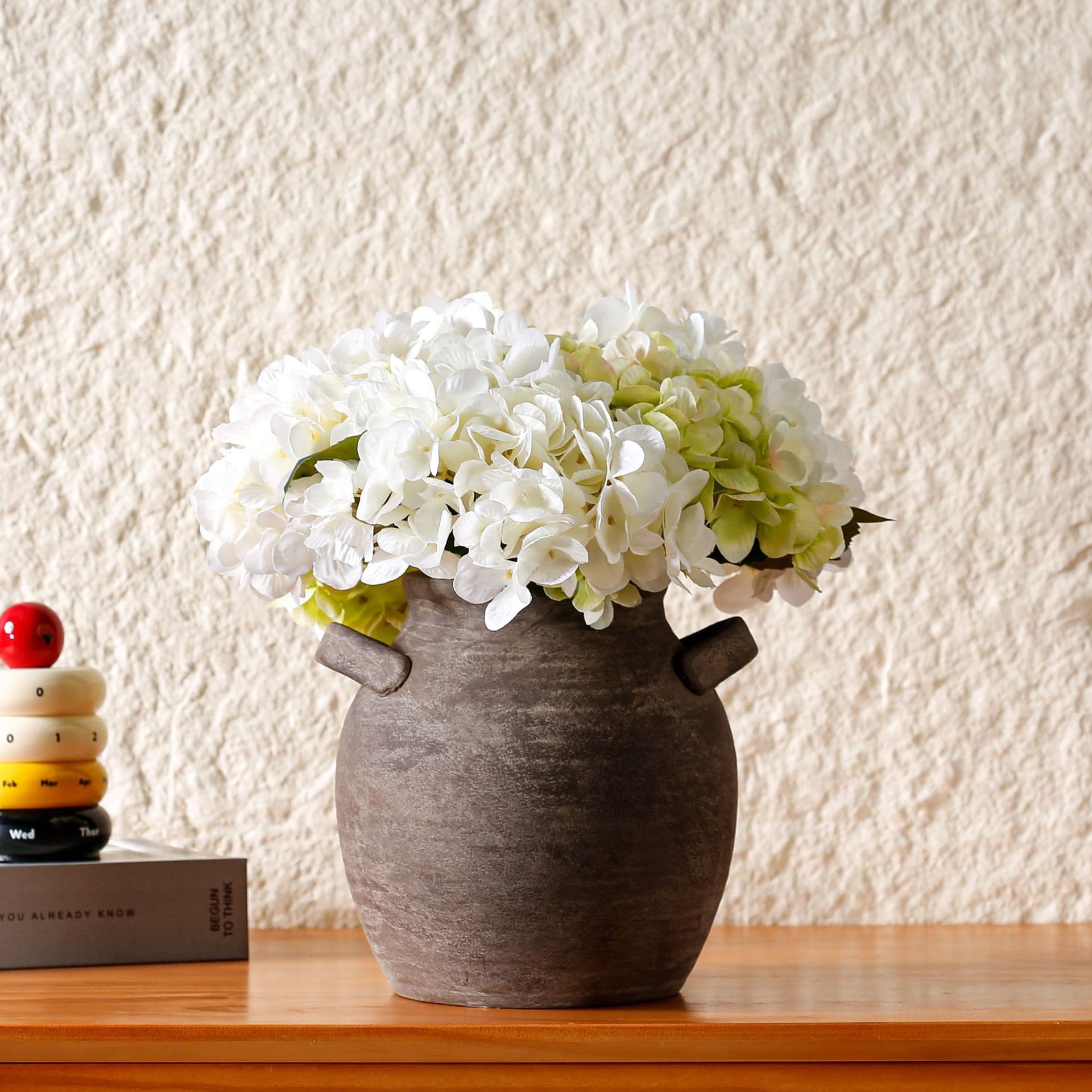 Retro Handmade Ceramic Vase Set detail 8
