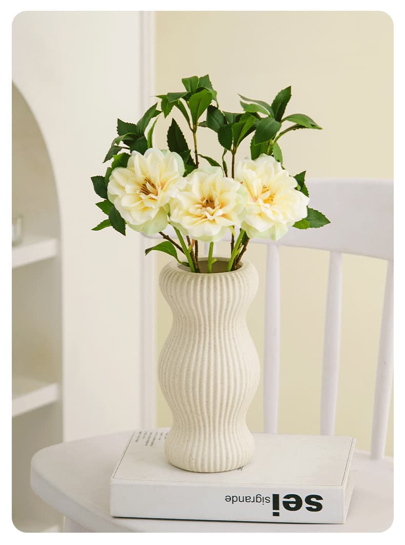 Small Waist Ceramic Vase Set detail 6
